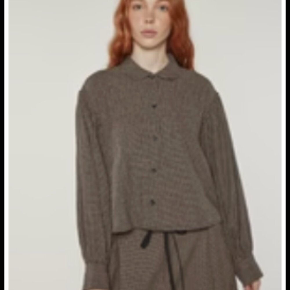 Amente Volume Sleeve Blouse